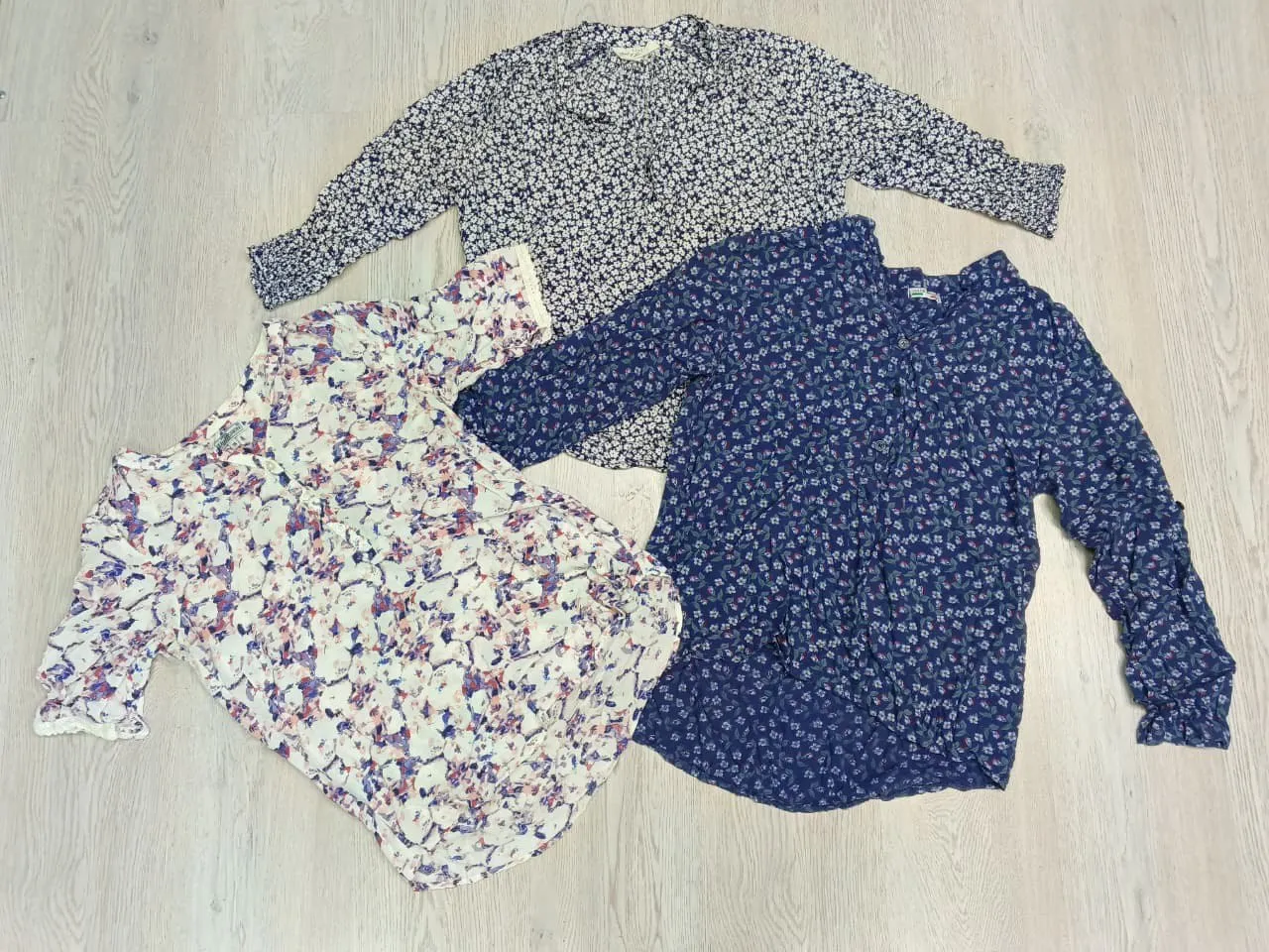 10026 Cotton blouses