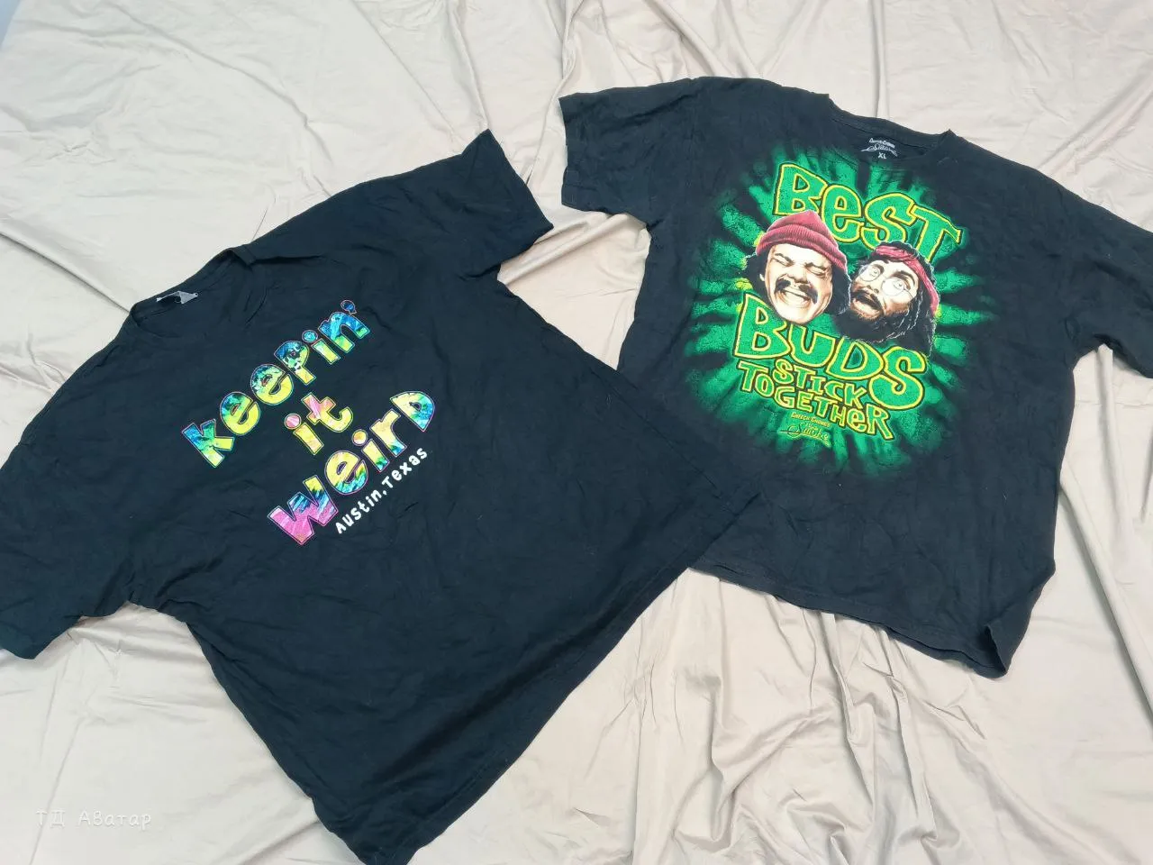 Black t-shirt print