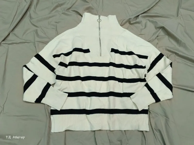 67033 Thick ladies pullovers