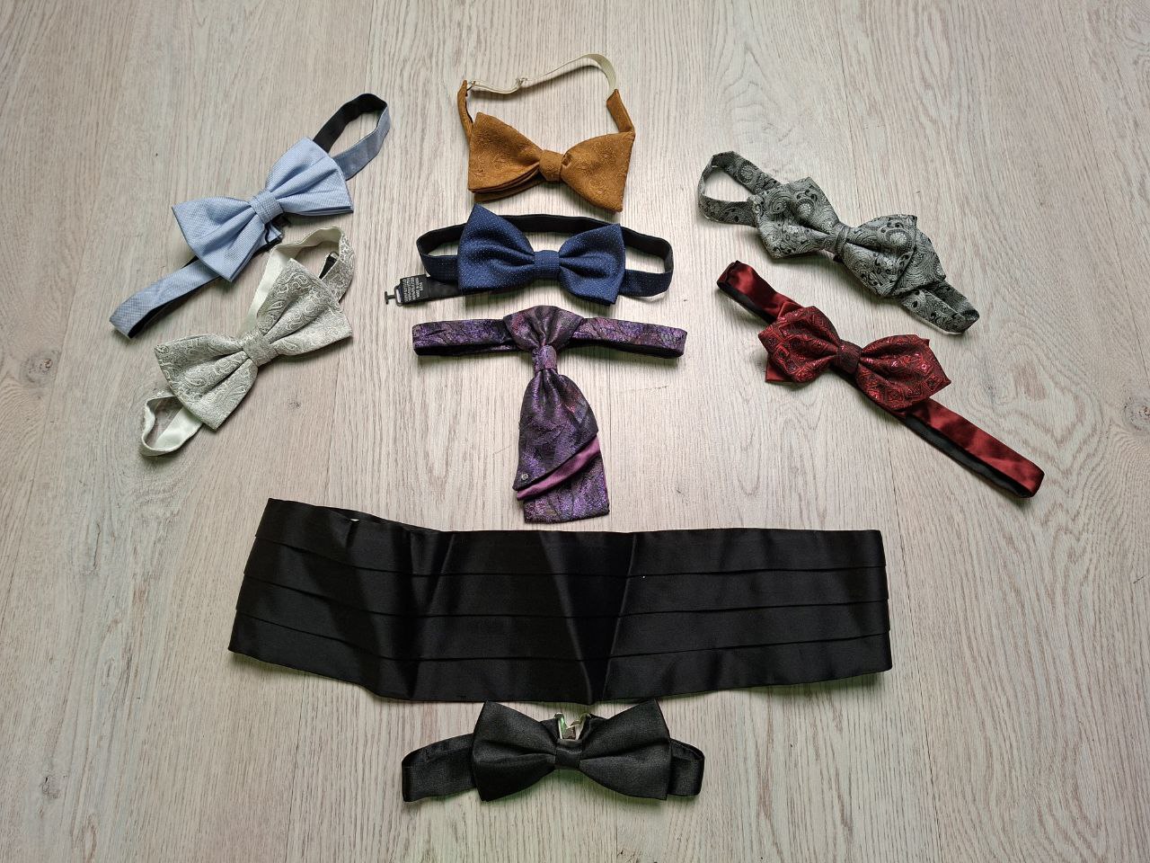 ACC63 Bow ties